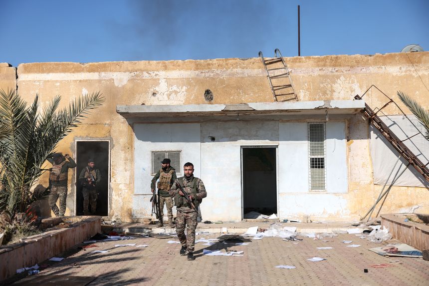 Сирийски затвор избяга (18 char)