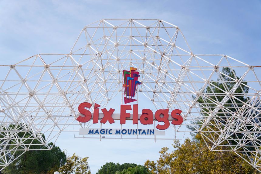 Six Flags Инвестиции
