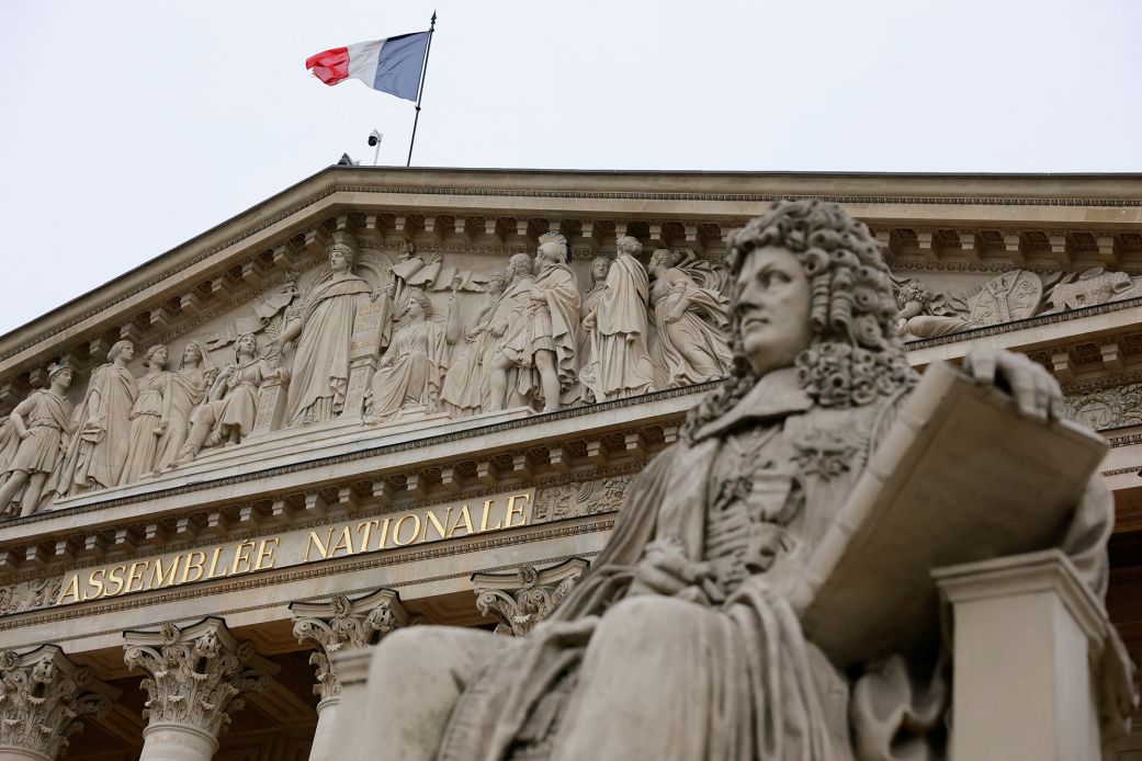 Франция: Криза на бюджета