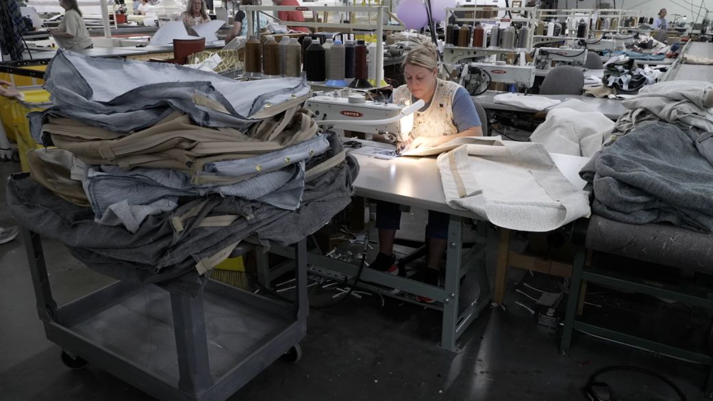 Тръмп и митата за мебели