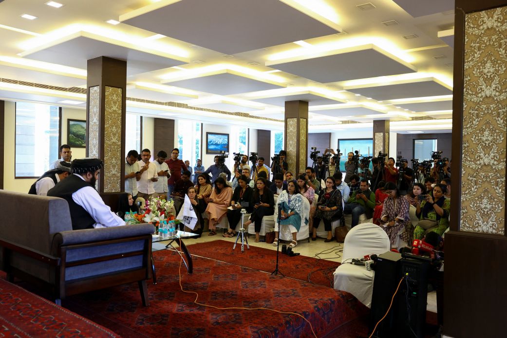 Талибан в Индия – Кризата