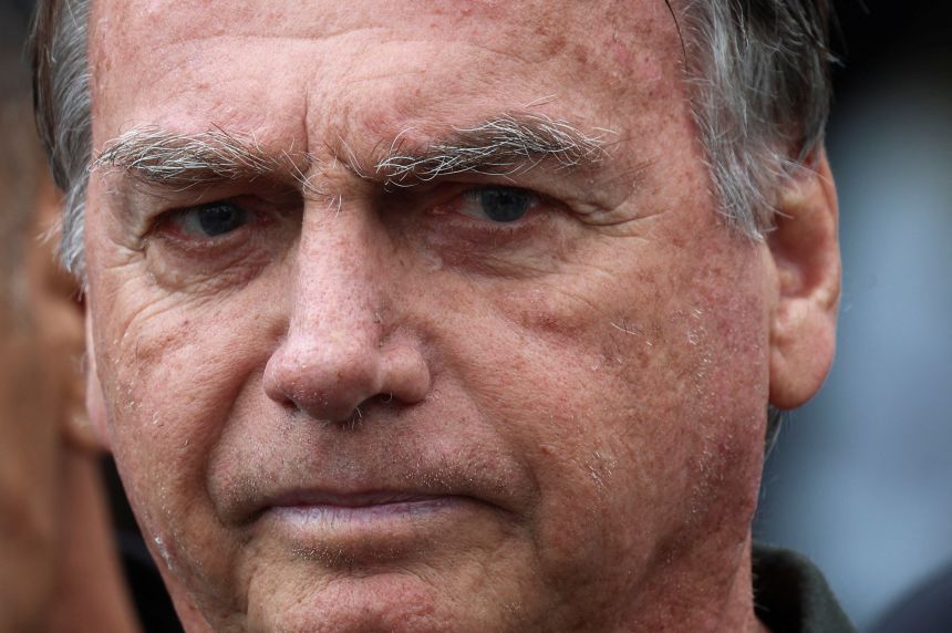 Болсонаро Арестуван