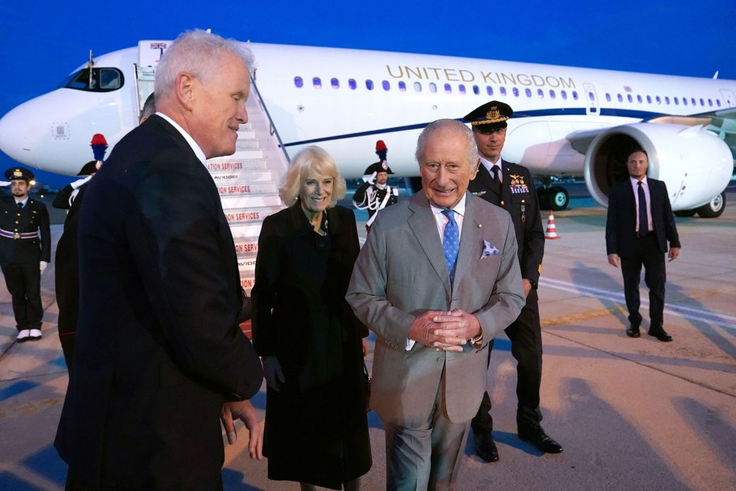 Крал Чарлс във Ватикана