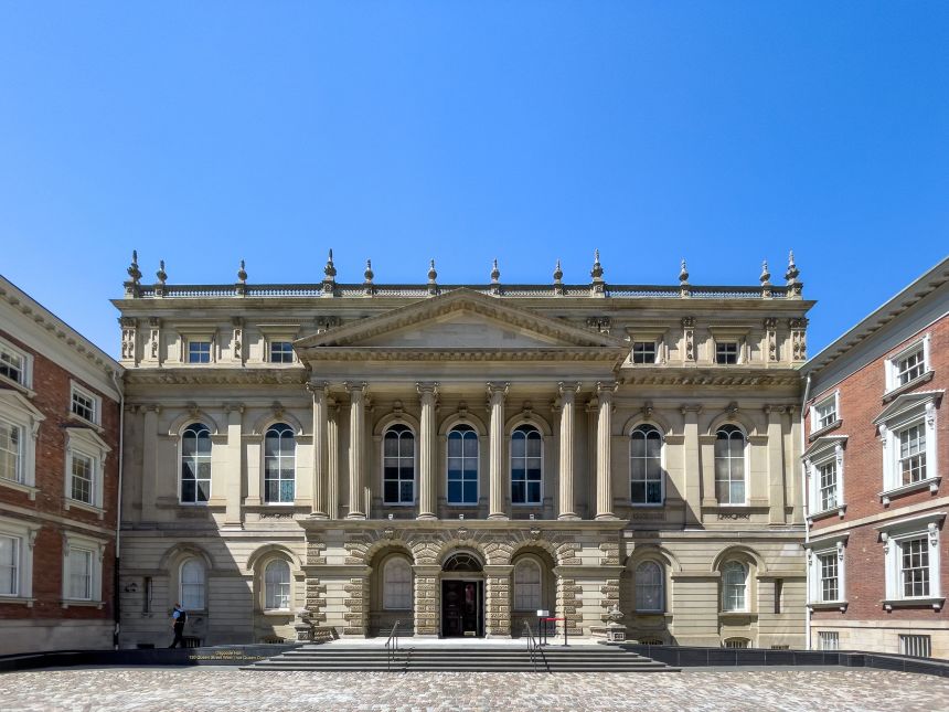 Скрити пари в дома си