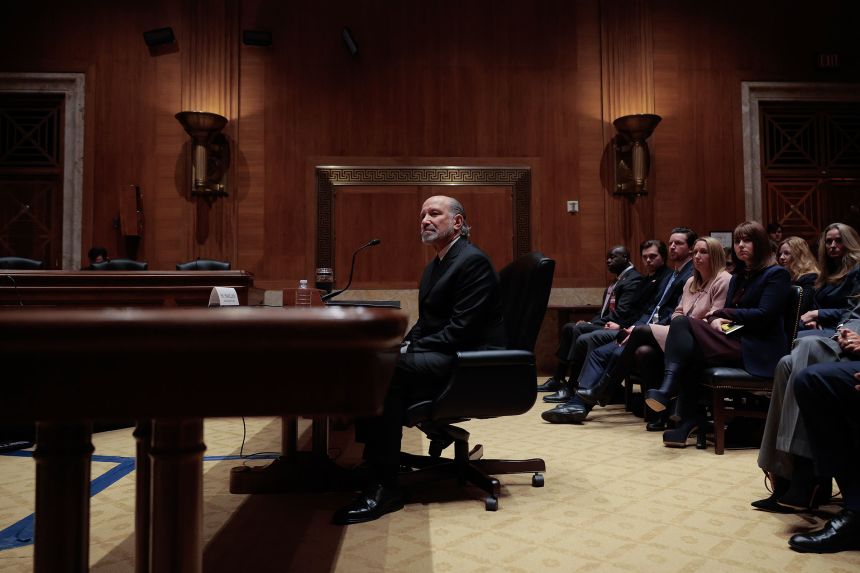 Лутник и Епстйн: Остров 2012 
