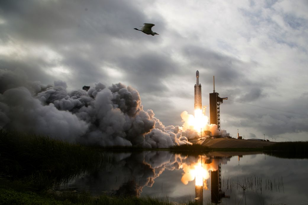 SpaceX IPO (Български)
