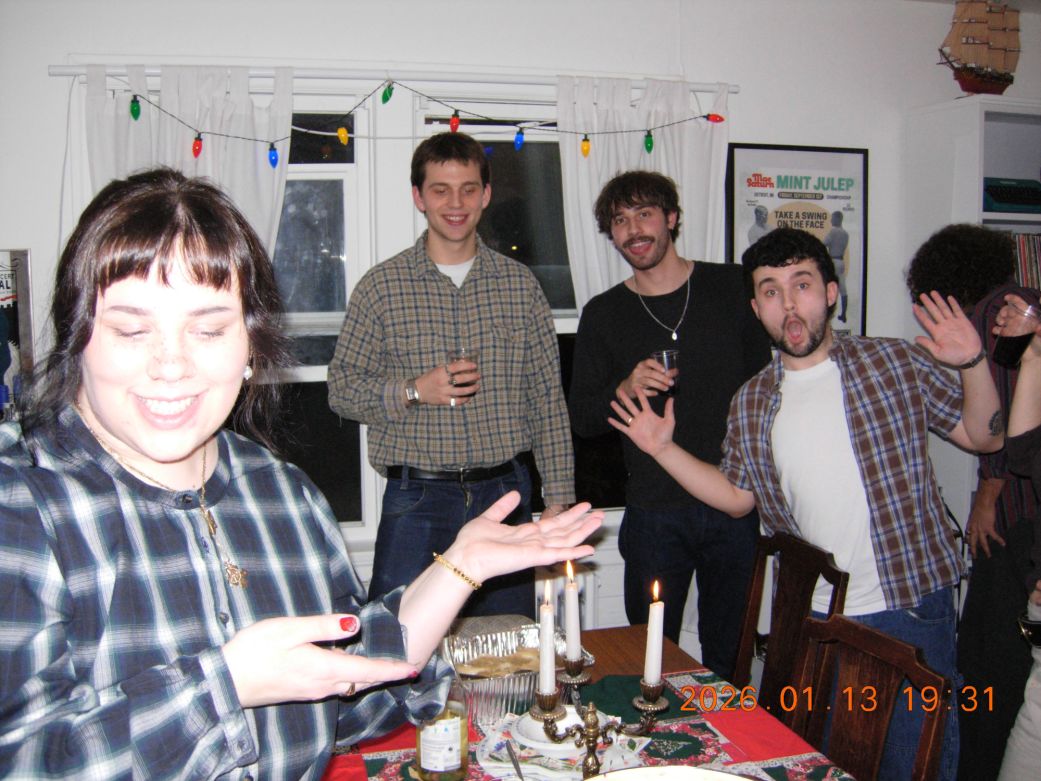 Аналогов живот (Analog Zhivot)