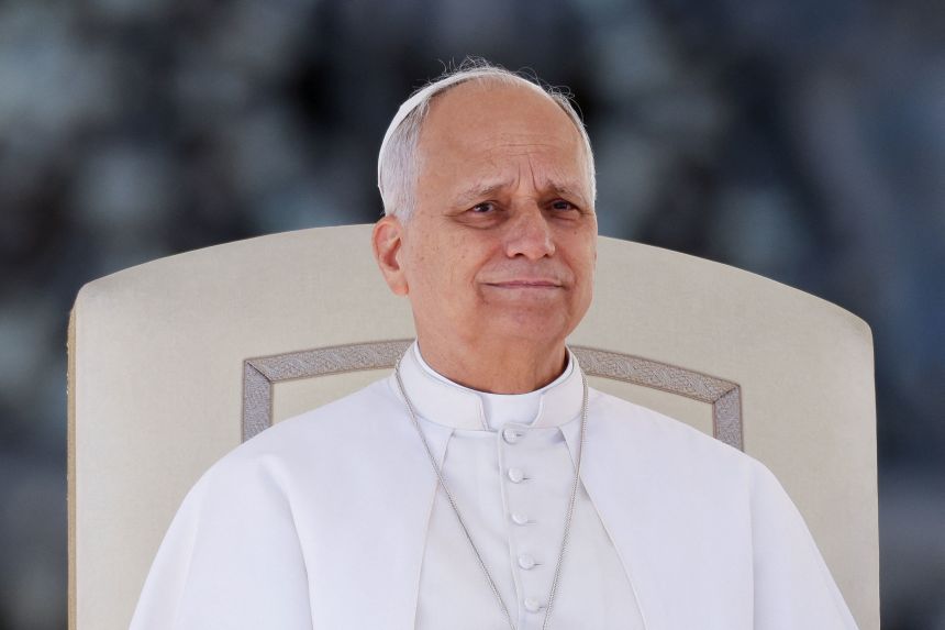 Папа Лев XIV и жертви