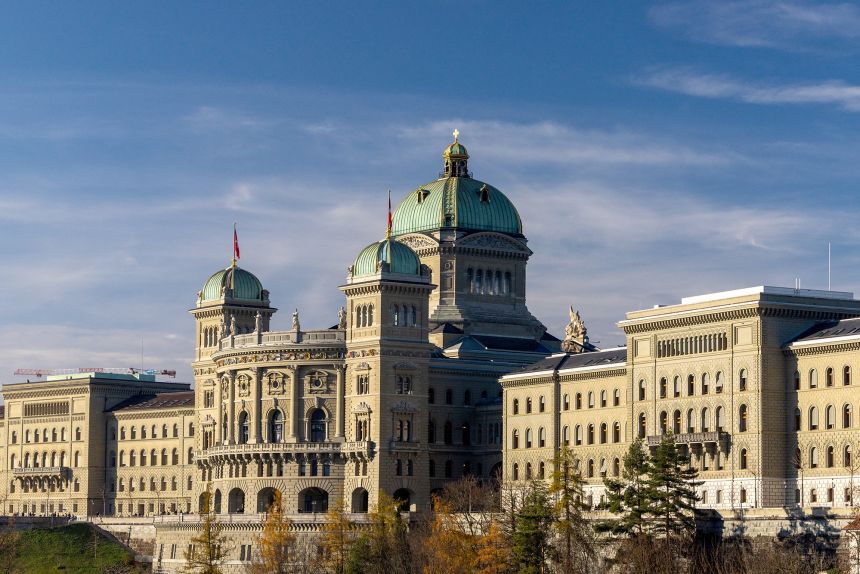 Швейцария: Ограничаване на населението.