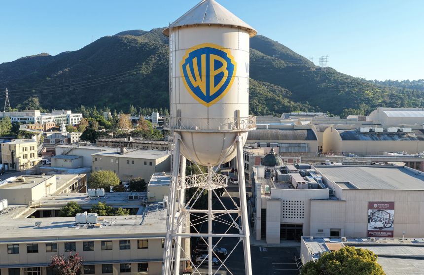 Warner Bros. - Netflix
