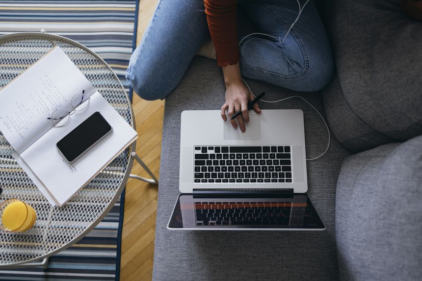 AI и Наемане
