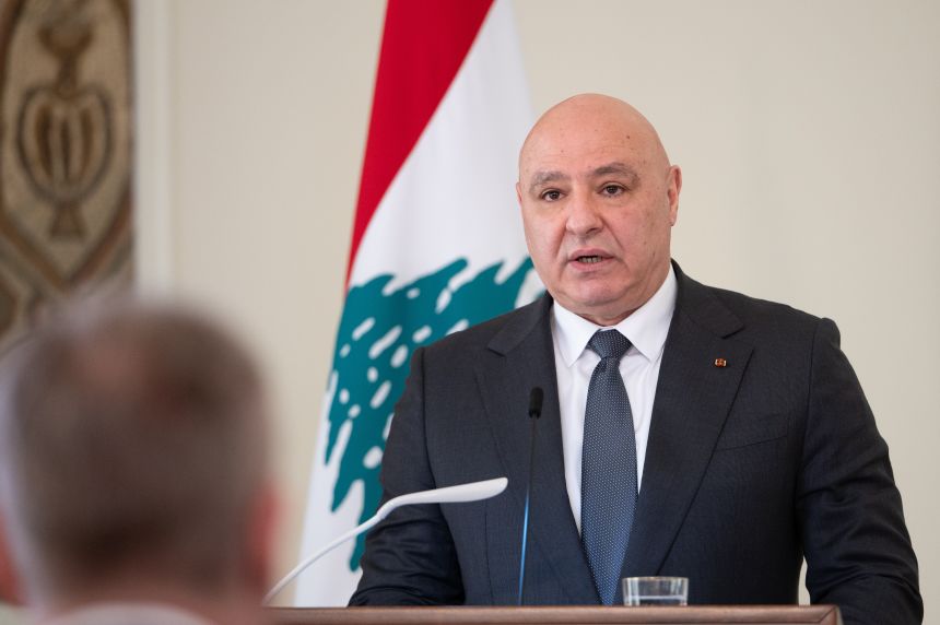 Ливански призив за мир (19 char)
