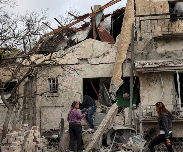 Ескалация в Близкия изток: Ракета на 