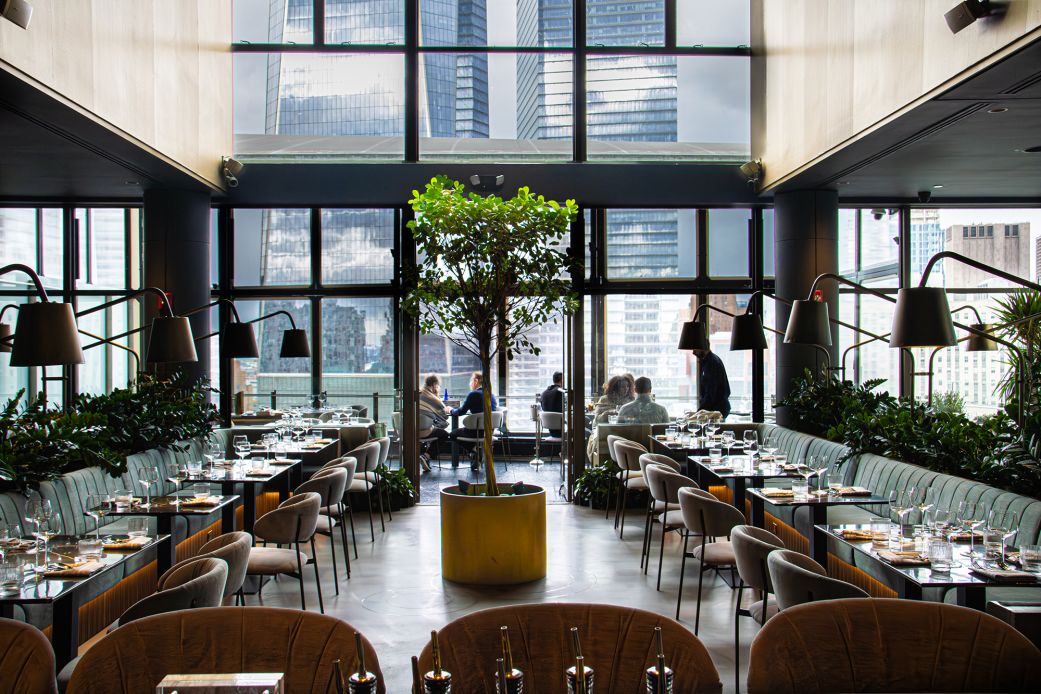 Резервации в напрежение
