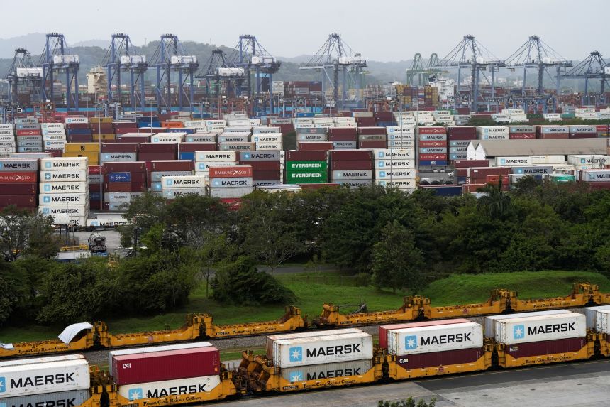 Панамският канал: Концесията е неконституционна.