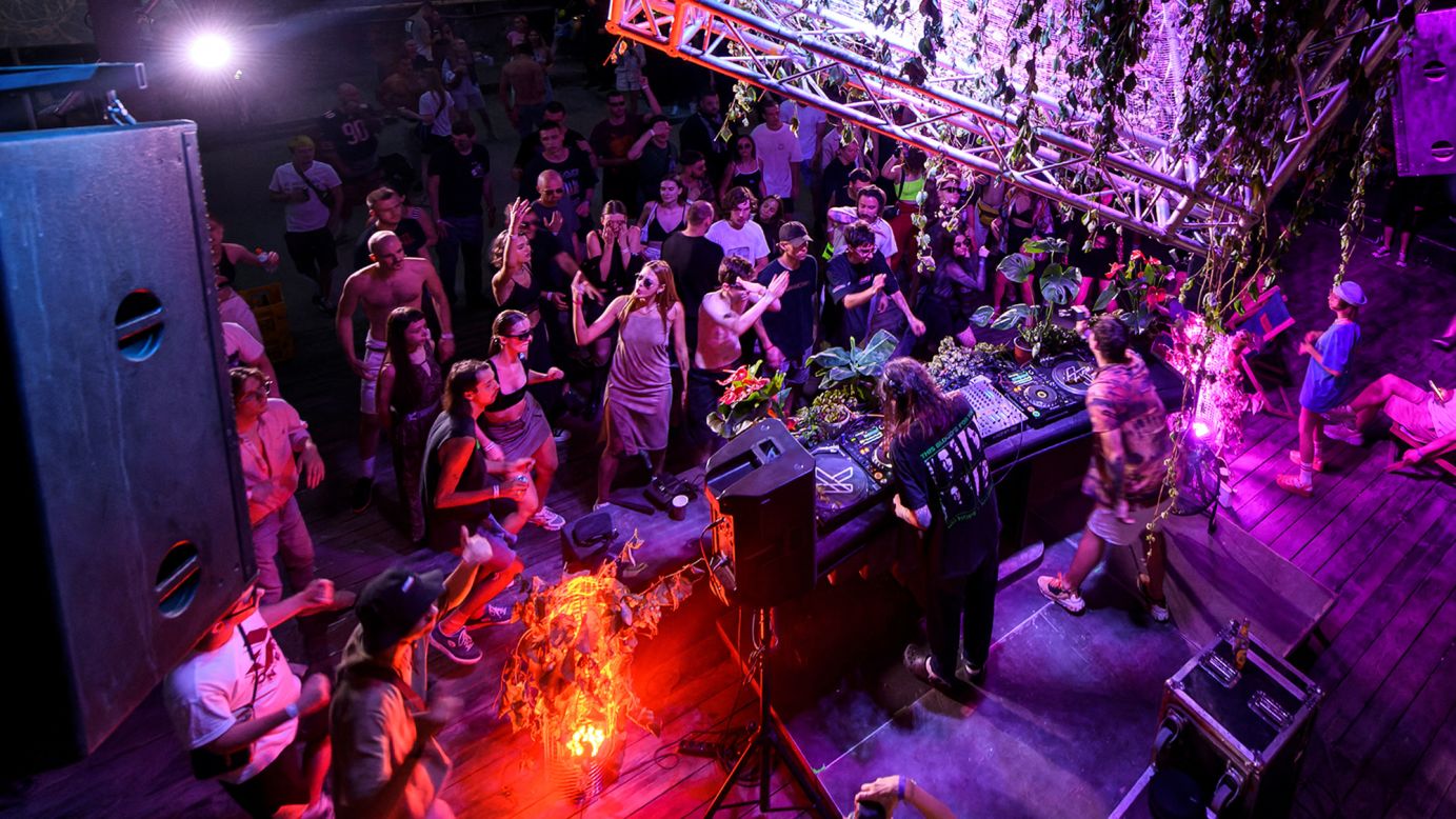 Танци в Киев (Tantsi v Kiev)