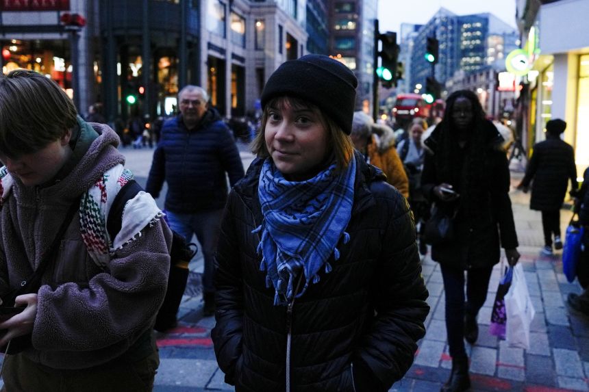 Тунберг Освободена