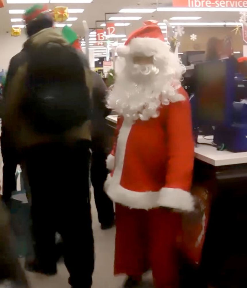 Коледен обир в Монреал
